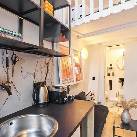 Centre De By Prestige *