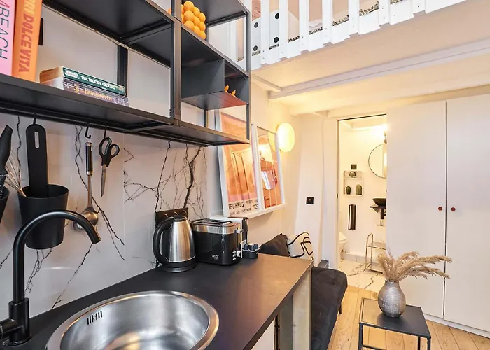 Centre De By Prestige *